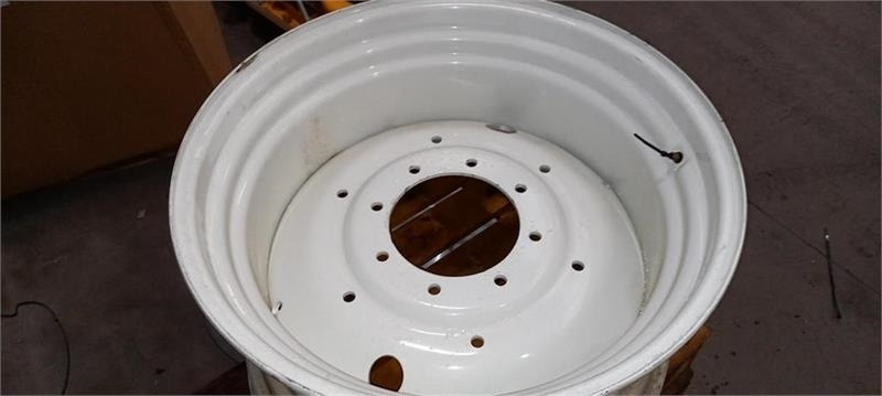 Titan Svejste fælge............ 15x30  - الجنوط - الآلات والماكينات الزراعية: صور 2 Titan Svejste fælge............ 15x30  - الجنوط - الآلات والماكينات الزراعية: صور 2