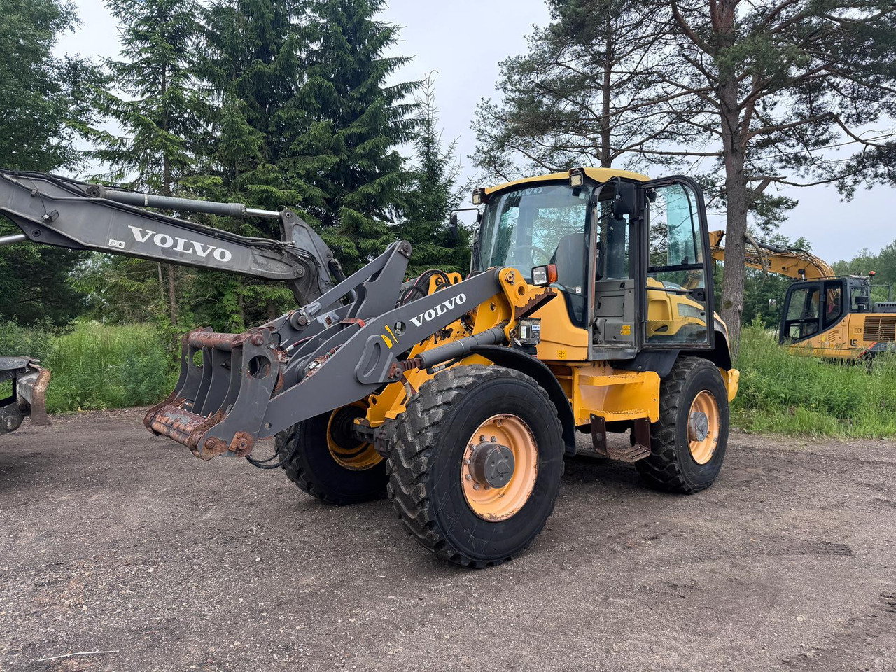 Volvo L45F-TP/S - اللودر بعجل: صور 1 Volvo L45F-TP/S - اللودر بعجل: صور 1