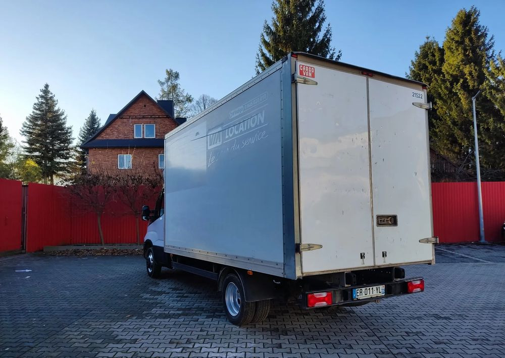 Iveco DAILY 35C13 Kurierka - الشاحنات الصغيرة صندوق مغلق: صور 4 Iveco DAILY 35C13 Kurierka - الشاحنات الصغيرة صندوق مغلق: صور 4