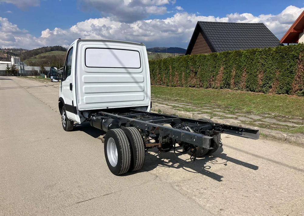 Iveco DAILY 35C13 ramo do zabudowy kiper wywrotka - الشاسيه شاحنة: صور 3 Iveco DAILY 35C13 ramo do zabudowy kiper wywrotka - الشاسيه شاحنة: صور 3