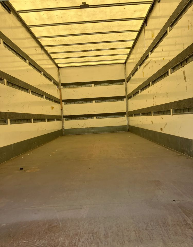 Renault Renault Midlum 220 dxi Kurierka kontener - بصندوق مغلق شاحنة: صور 5 Renault Renault Midlum 220 dxi Kurierka kontener - بصندوق مغلق شاحنة: صور 5