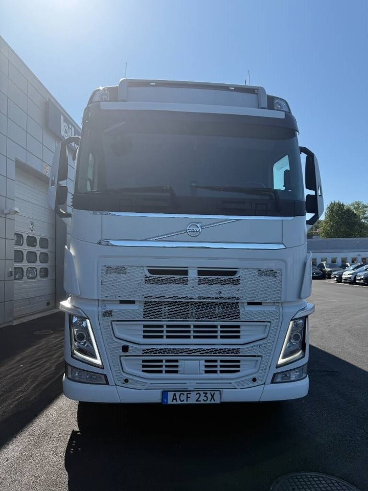 Volvo FH 540 6x2 - بصندوق مغلق شاحنة: صور 2 Volvo FH 540 6x2 - بصندوق مغلق شاحنة: صور 2