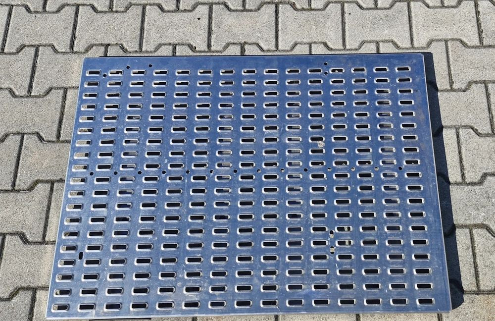 DAF XG XF PODEST BLACHA NOWY - هيكل السيارة الخارجية - شاحنة: صور 1 DAF XG XF PODEST BLACHA NOWY - هيكل السيارة الخارجية - شاحنة: صور 1