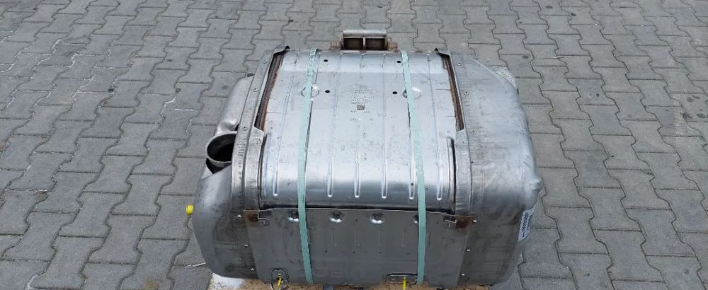 IVECO EUROCARGO EURO 6 KATALIZATOR TŁUMIK NOWY 5801833244 - محول حفزي - شاحنة: صور 5 IVECO EUROCARGO EURO 6 KATALIZATOR TŁUMIK NOWY 5801833244 - محول حفزي - شاحنة: صور 5