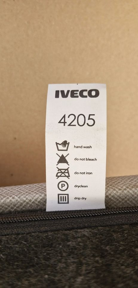 IVECO S WAY ŁÓŻKO GÓRNE NOWE - الكابينة والداخلية - شاحنة: صور 3 IVECO S WAY ŁÓŻKO GÓRNE NOWE - الكابينة والداخلية - شاحنة: صور 3