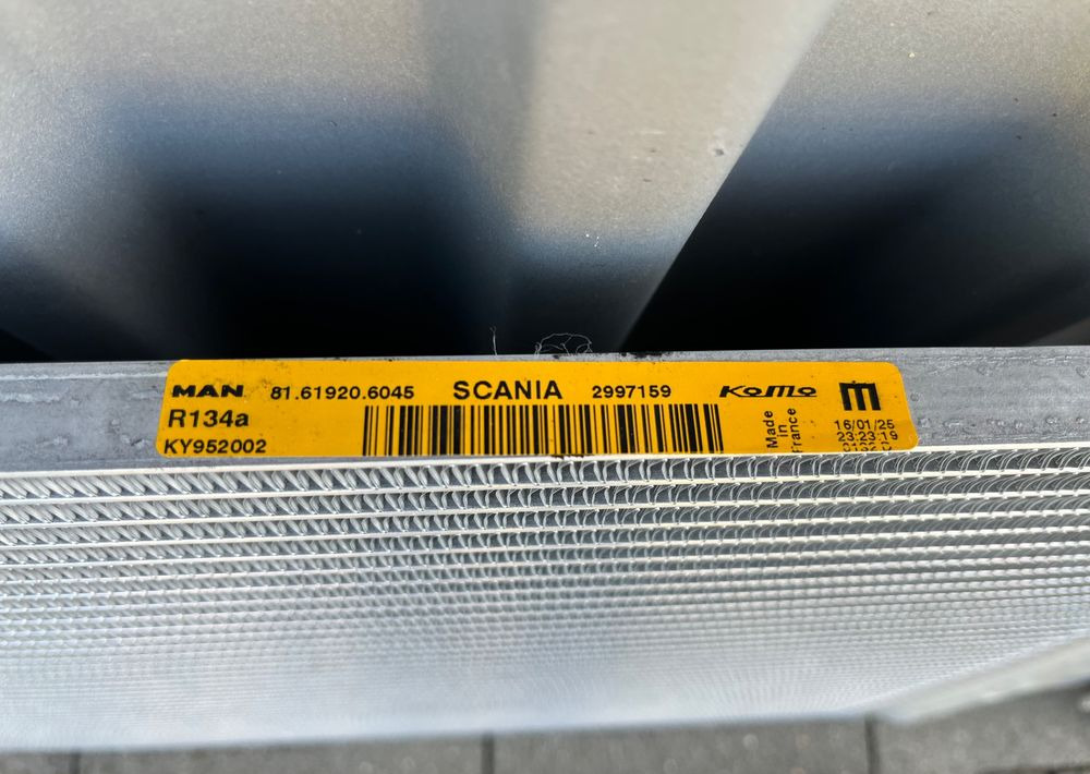 NOWA Chłodnica klimatyzacji MAN TG3 TGX TGS nowy model skraplacz - رديتر مكيف - شاحنة: صور 2 NOWA Chłodnica klimatyzacji MAN TG3 TGX TGS nowy model skraplacz - رديتر مكيف - شاحنة: صور 2