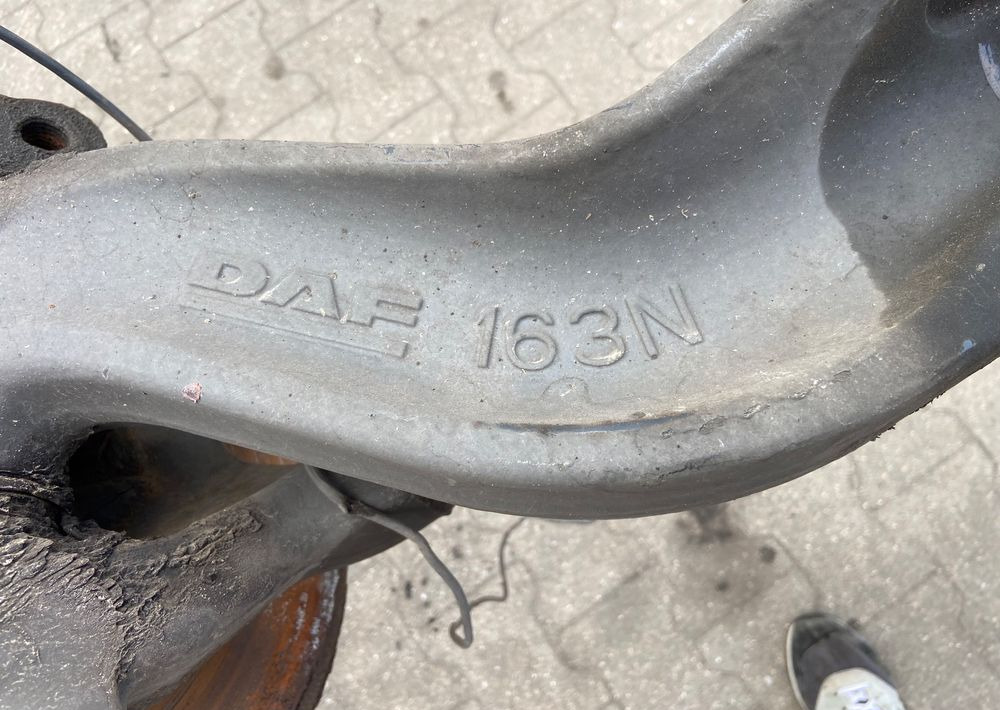 Przednia oś DAF XF 106 euro 6 piasta belka przednia - المحور الأمامي - شاحنة: صور 3 Przednia oś DAF XF 106 euro 6 piasta belka przednia - المحور الأمامي - شاحنة: صور 3