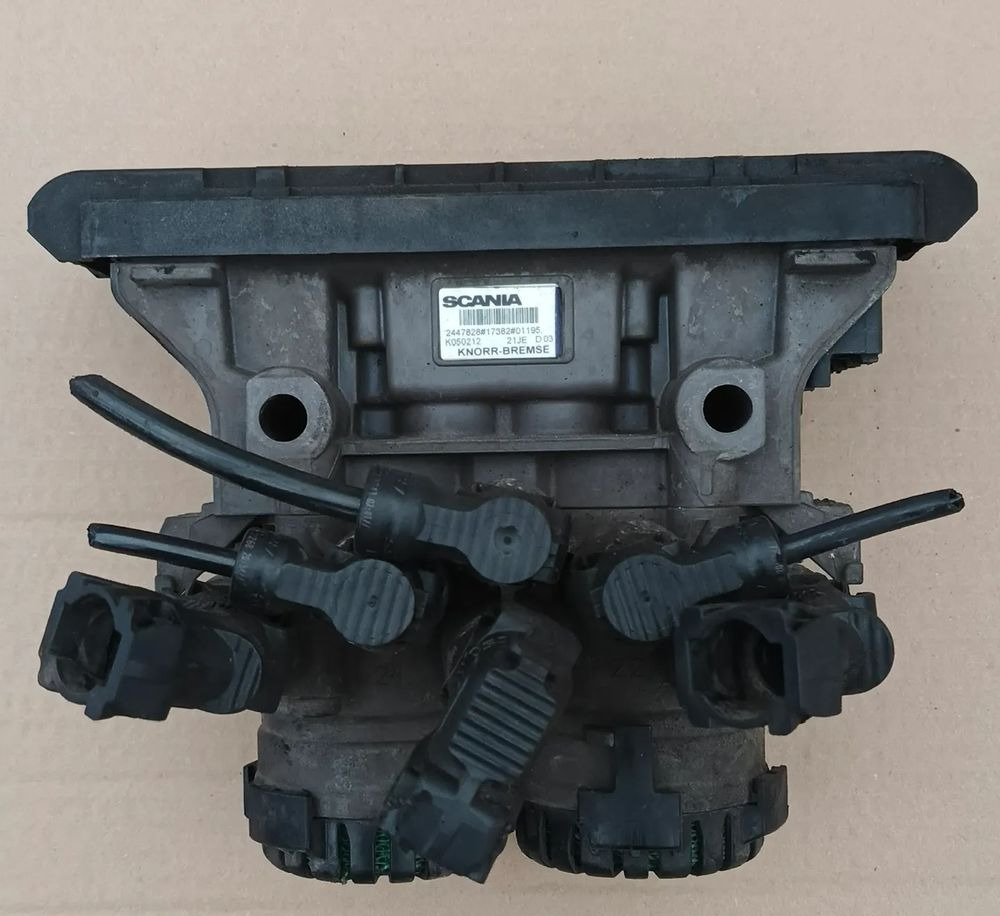 SCANIA R S ZAWÓR MODULATOR EBS 2447828 K050212 - صمام الفرامل - شاحنة: صور 1 SCANIA R S ZAWÓR MODULATOR EBS 2447828 K050212 - صمام الفرامل - شاحنة: صور 1