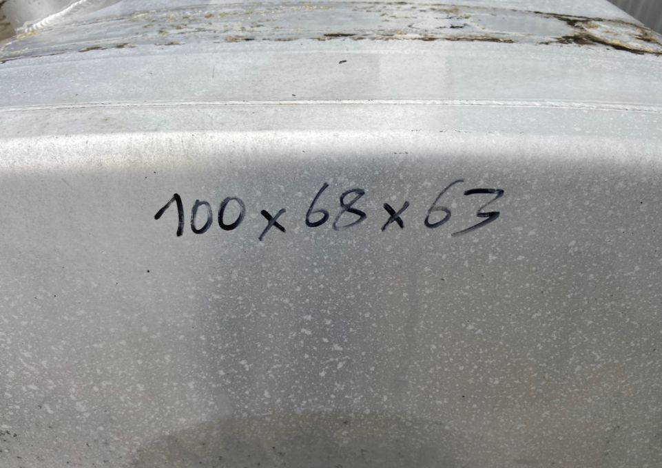 Zbiornik paliwa MAN TGX TGS 375 litrów bak - خزان وقود - شاحنة: صور 5 Zbiornik paliwa MAN TGX TGS 375 litrów bak - خزان وقود - شاحنة: صور 5