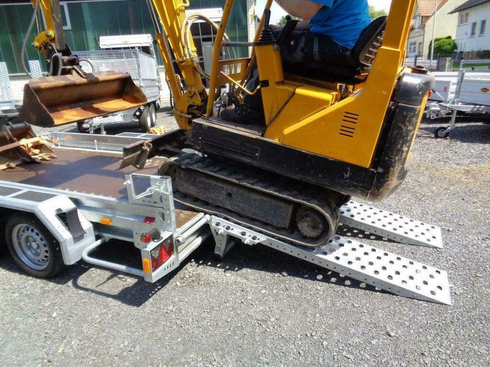 مقطورة لنقل المعدات Böckmann, PKW-Anhänger, Baumaschinentransporter, 3,5 to. 100 km/h: صور 15 مقطورة لنقل المعدات Böckmann, PKW-Anhänger, Baumaschinentransporter, 3,5 to. 100 km/h: صور 15