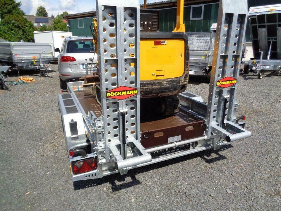 مقطورة لنقل المعدات Böckmann, PKW-Anhänger, Baumaschinentransporter, 3,5 to. 100 km/h: صور 17 مقطورة لنقل المعدات Böckmann, PKW-Anhänger, Baumaschinentransporter, 3,5 to. 100 km/h: صور 17