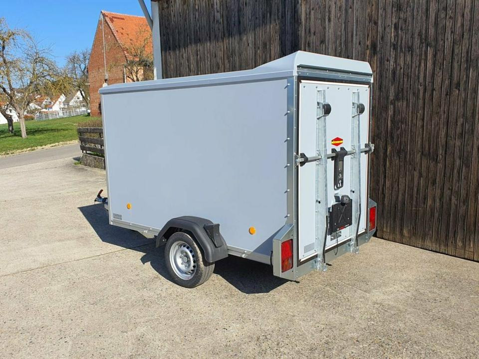 Böckmann PKW-Anhänger Koffer 1,35t Auffahrrampe Ladehöhe 42cm - مقطورات السيارات: صور 5 Böckmann PKW-Anhänger Koffer 1,35t Auffahrrampe Ladehöhe 42cm - مقطورات السيارات: صور 5