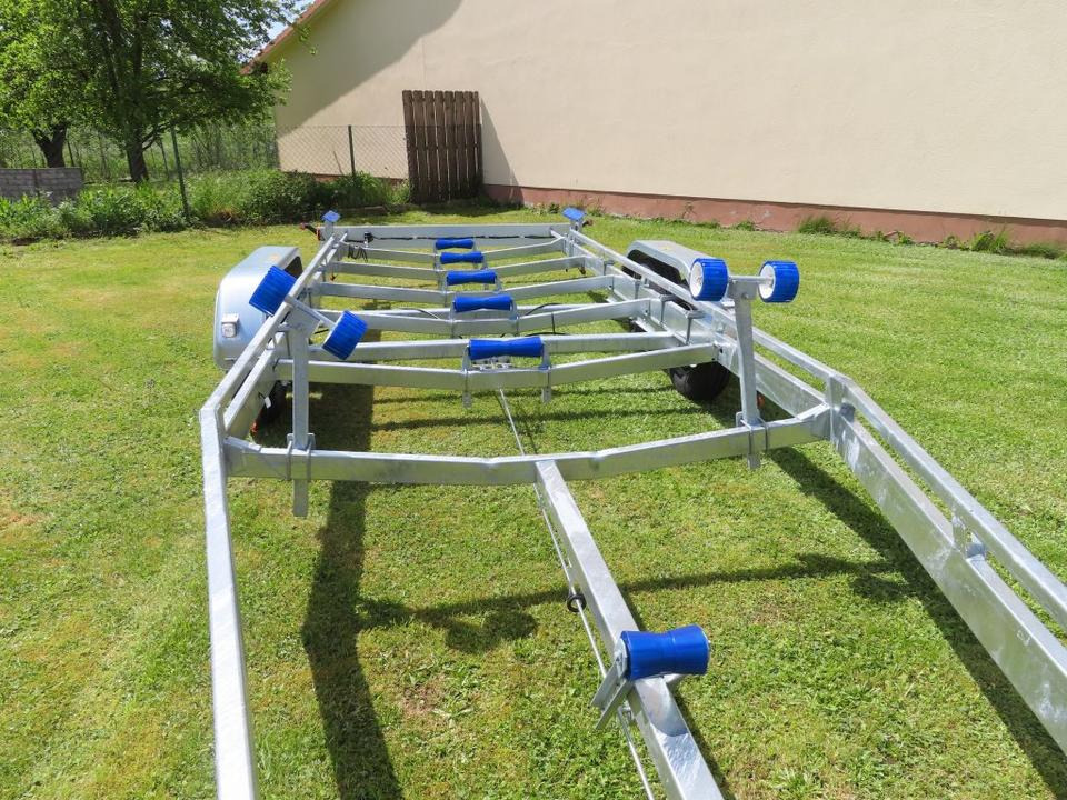 Böckmann TPV, PKW Anhänger, Bootstrailer, 3,5 to. Winde, 100 km/h - مقطورة القارب: صور 2 Böckmann TPV, PKW Anhänger, Bootstrailer, 3,5 to. Winde, 100 km/h - مقطورة القارب: صور 2