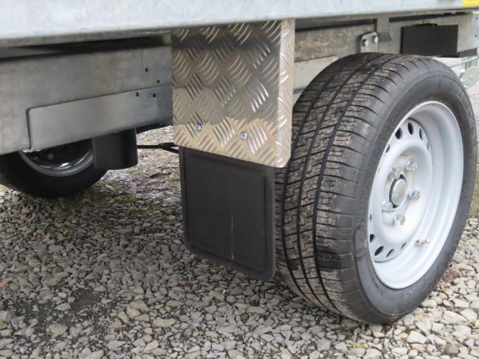 قلابة مقطورة Böckmann-TPV PKW Anhänger, Rückwärtskipper, 1,8 to. Esaykipp: صور 14 قلابة مقطورة Böckmann-TPV PKW Anhänger, Rückwärtskipper, 1,8 to. Esaykipp: صور 14