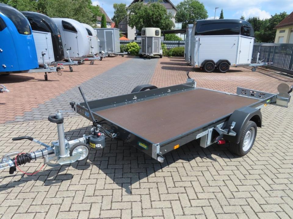 PKW Anhänger, Unsinn, Absenkanhänger UA 3118-18-13, 100 km/h - مقطورات السيارات: صور 2 PKW Anhänger, Unsinn, Absenkanhänger UA 3118-18-13, 100 km/h - مقطورات السيارات: صور 2
