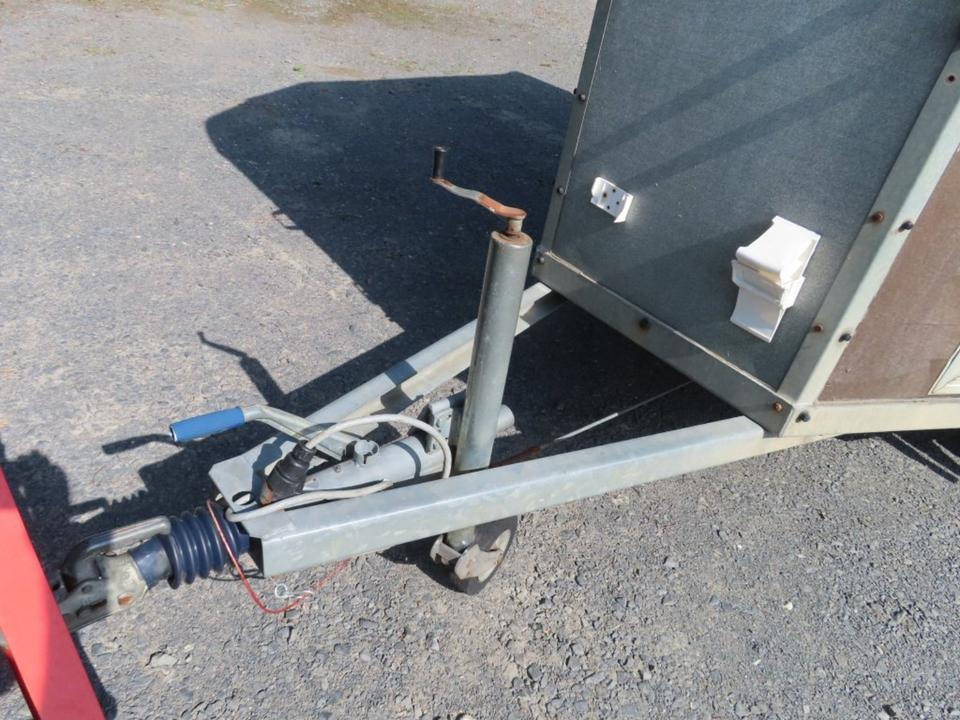 Pferdeanhänger PKW Anhänger Henra Radstoßdämpfer TÜV NEU - عربة نقل خيل: صور 3 Pferdeanhänger PKW Anhänger Henra Radstoßdämpfer TÜV NEU - عربة نقل خيل: صور 3
