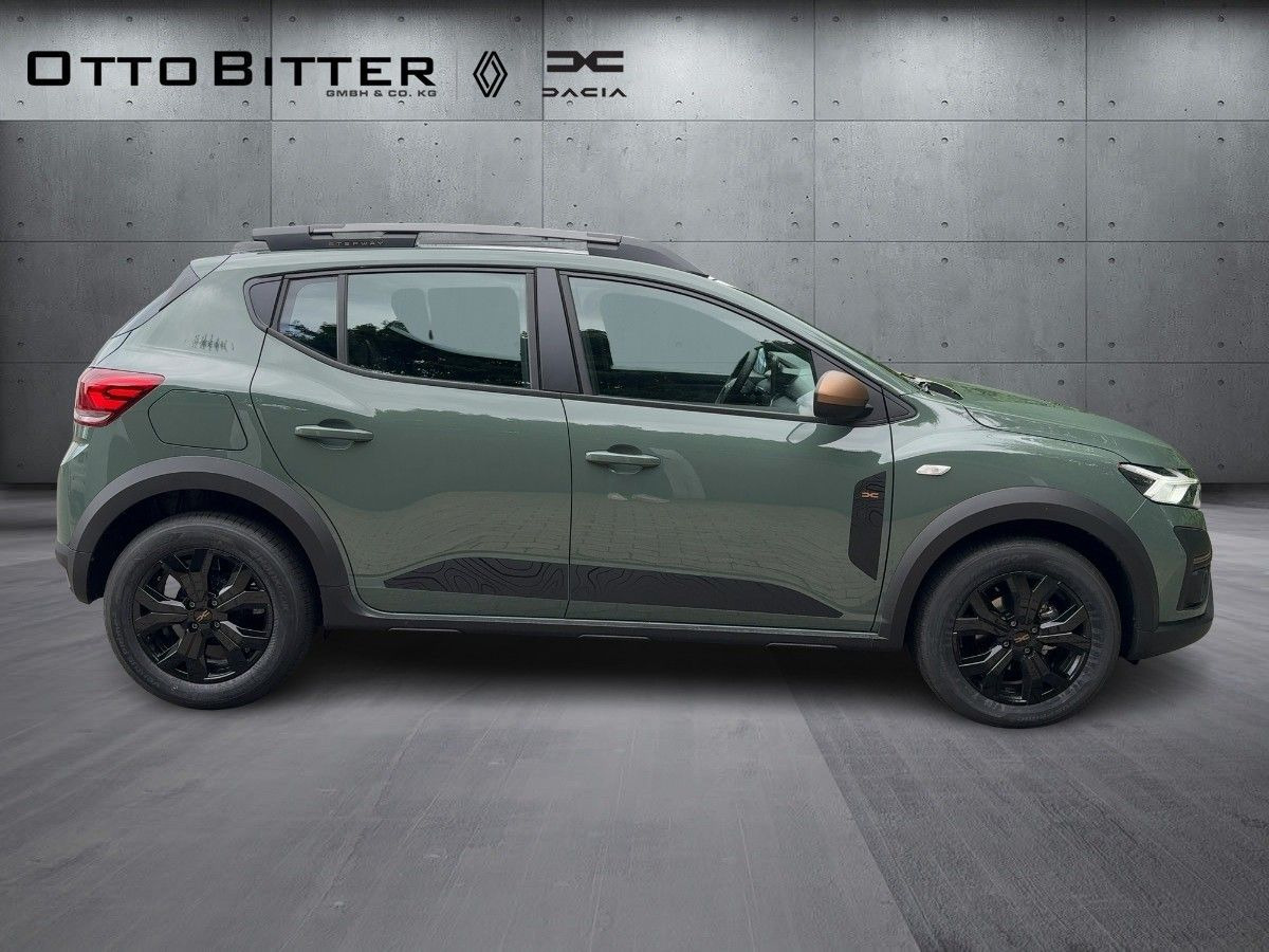 Dacia Sandero Stepway Extreme ECO-G 100 LPG-GAS/SITZH - سيارة دفع رباعي: صور 5 Dacia Sandero Stepway Extreme ECO-G 100 LPG-GAS/SITZH - سيارة دفع رباعي: صور 5