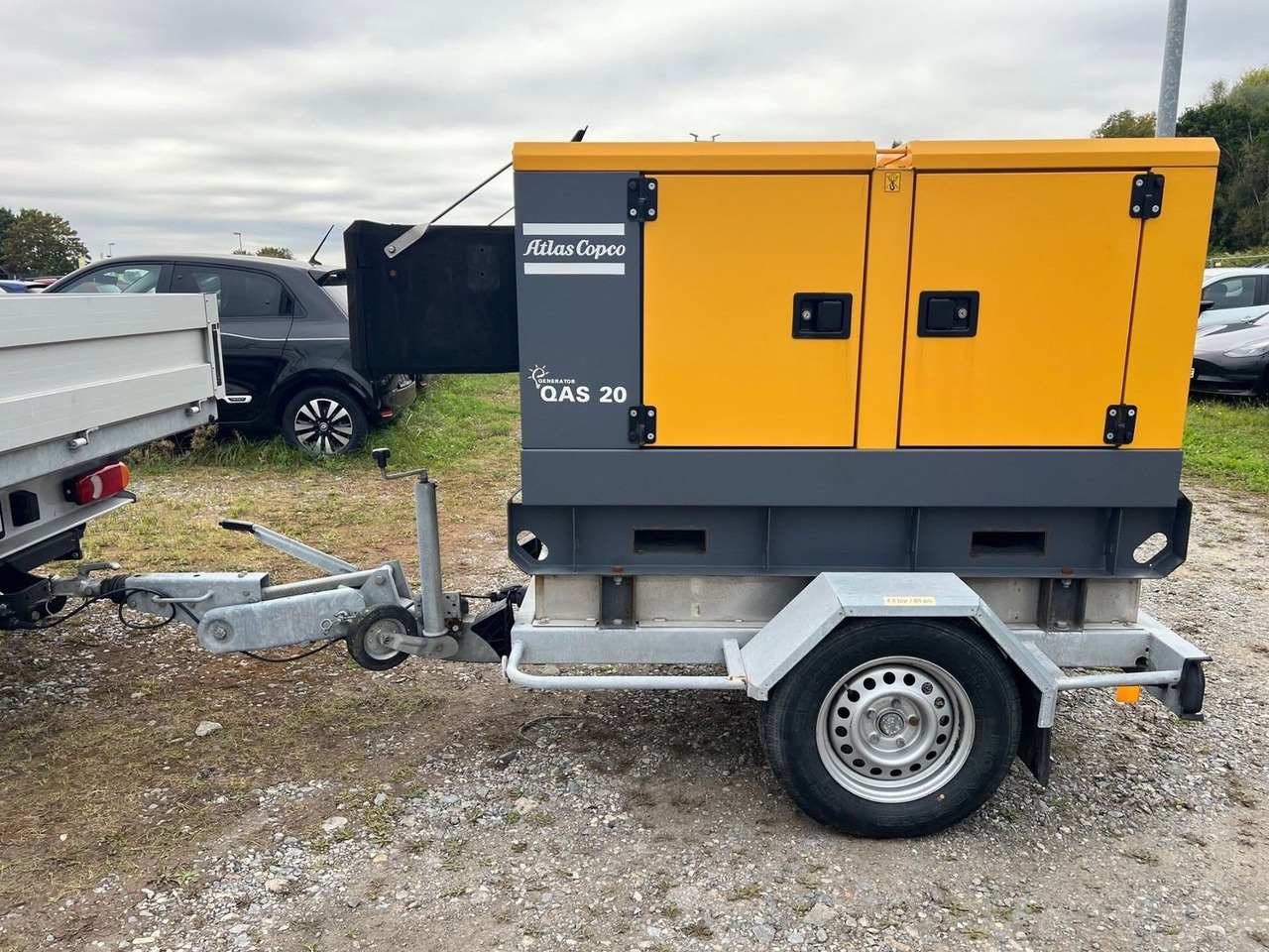 IBERICA Atlas Copco Stromerzeuger QAS20 (20kVA/1 - مقطورات السيارات: صور 2 IBERICA Atlas Copco Stromerzeuger QAS20 (20kVA/1 - مقطورات السيارات: صور 2