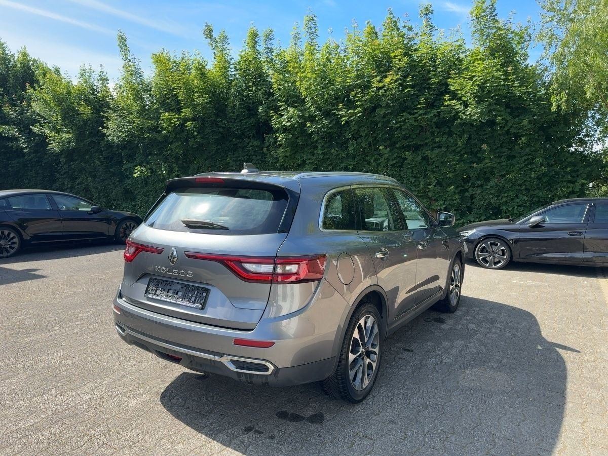 Renault Koleos ZEN dCI175 X-tronic AUTOMATIK/WINTERPAKET - سيارة دفع رباعي: صور 4 Renault Koleos ZEN dCI175 X-tronic AUTOMATIK/WINTERPAKET - سيارة دفع رباعي: صور 4