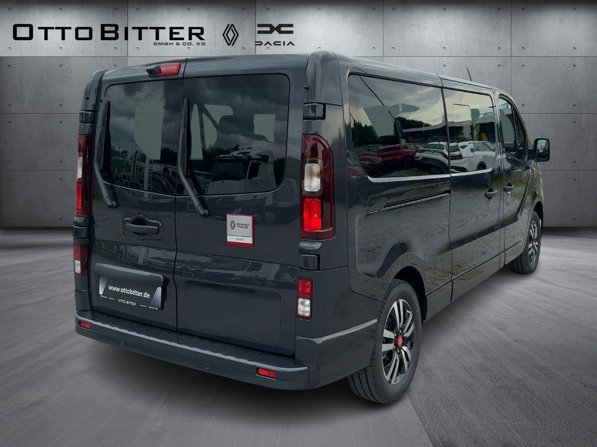 Renault Trafic Grand RED EDITION L2H1 dCi150 EDC 9-SITZE - ميكروباص: صور 4 Renault Trafic Grand RED EDITION L2H1 dCi150 EDC 9-SITZE - ميكروباص: صور 4
