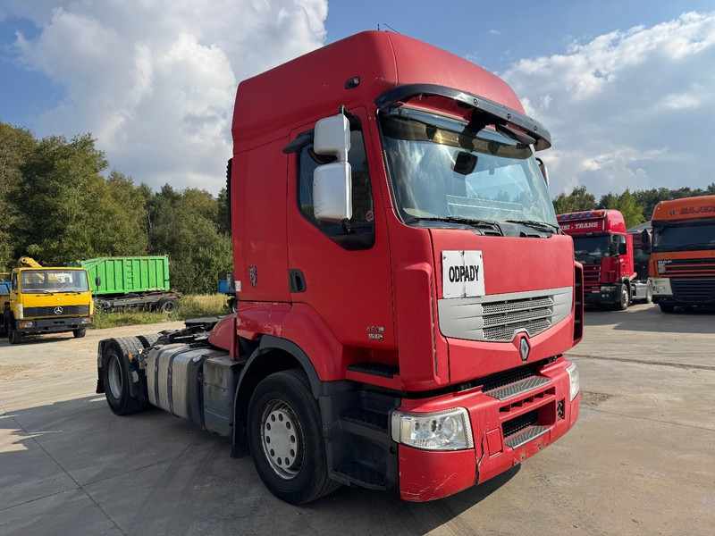 Renault Premium 450 DXI (MANUAL GEARBOX / BOITE MANUELLE / 982.000 km / PTO) - شاحنة جرار: صور 3 Renault Premium 450 DXI (MANUAL GEARBOX / BOITE MANUELLE / 982.000 km / PTO) - شاحنة جرار: صور 3