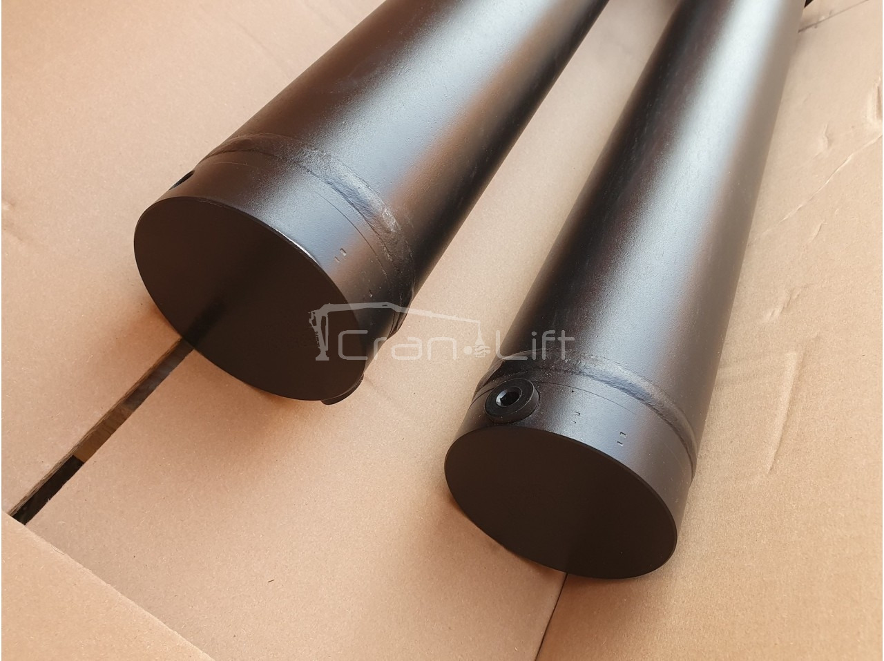 Siłownik, cylinder obrotu Epsilon M100, M110, M120, M130 YE06005_425 - الاسطوانة الهيدروليكية - ونش كرين: صور 3 Siłownik, cylinder obrotu Epsilon M100, M110, M120, M130 YE06005_425 - الاسطوانة الهيدروليكية - ونش كرين: صور 3