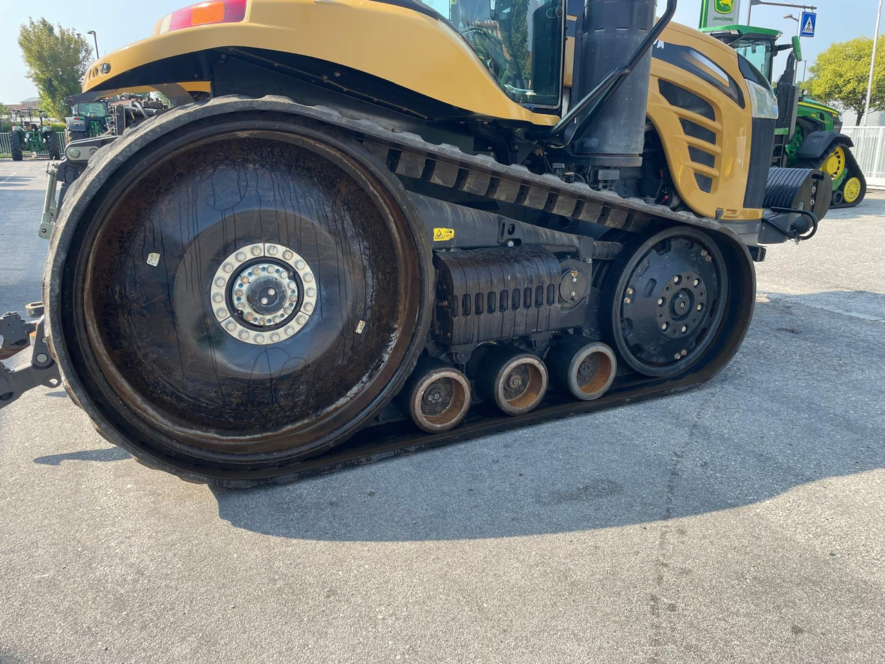 CHALLENGER MT 775 E - جرار مجنزر: صور 5 CHALLENGER MT 775 E - جرار مجنزر: صور 5