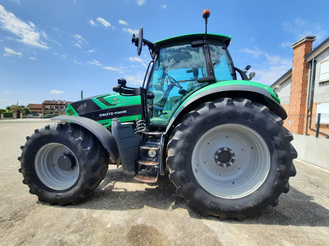 DEUTZ-FAHR AGROTRON 6175 TTV - جرار: صور 5 DEUTZ-FAHR AGROTRON 6175 TTV - جرار: صور 5