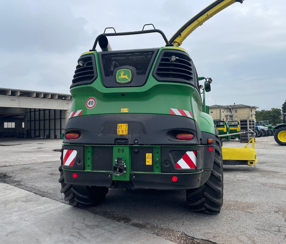 JOHN DEERE 9600i - حصادة الأعلاف: صور 5 JOHN DEERE 9600i - حصادة الأعلاف: صور 5