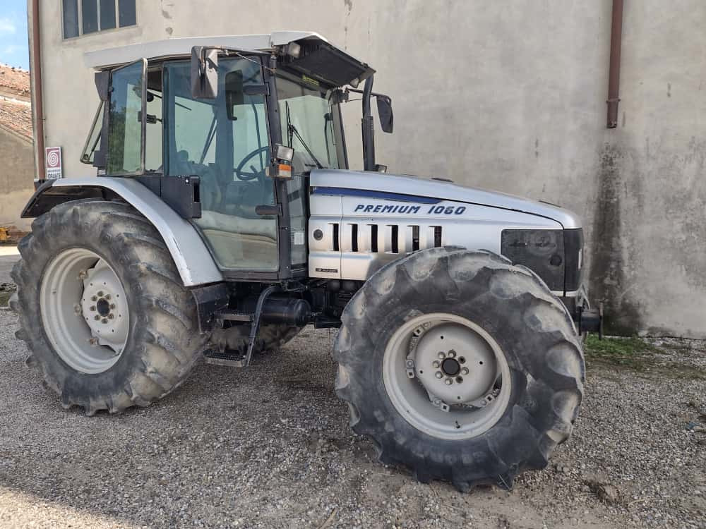 LAMBORGHINI PREMIUM 1060 - جرار: صور 2 LAMBORGHINI PREMIUM 1060 - جرار: صور 2