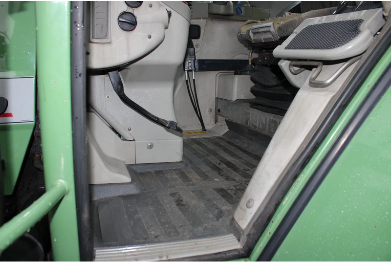 Fendt 410 Vario met Voorlader إيجار Fendt 410 Vario met Voorlader: صور 9 Fendt 410 Vario met Voorlader إيجار Fendt 410 Vario met Voorlader: صور 9