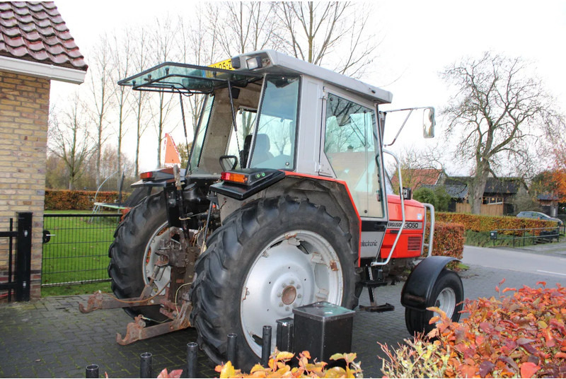 Massey Ferguson 3050 - جرار: صور 3 Massey Ferguson 3050 - جرار: صور 3