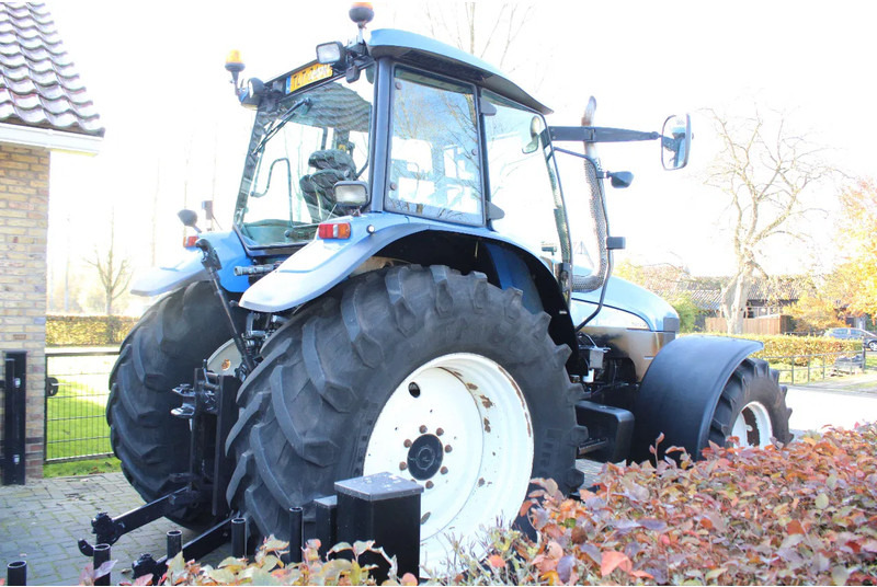 New Holland TM 140 - جرار: صور 4 New Holland TM 140 - جرار: صور 4