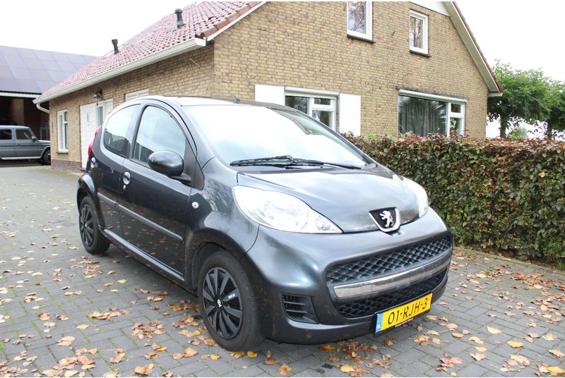 Peugeot 107 - هاتشباك: صور 1 Peugeot 107 - هاتشباك: صور 1