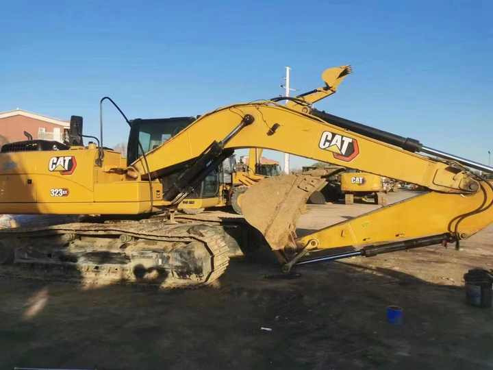 100% Original Caterpillar 323GX Large Excavator for Sale Made in Japan Used Cat 323gx for Sale - حفارات زحافة: صور 3 100% Original Caterpillar 323GX Large Excavator for Sale Made in Japan Used Cat 323gx for Sale - حفارات زحافة: صور 3