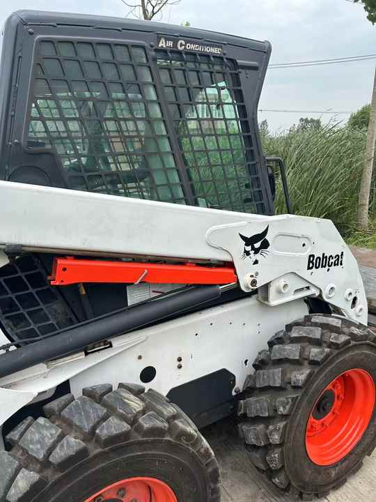 90% New Bobcat S160 Used Mini Loader Powerful, Low Price, and Very Good Quality - شيول صغير: صور 4 90% New Bobcat S160 Used Mini Loader Powerful, Low Price, and Very Good Quality - شيول صغير: صور 4