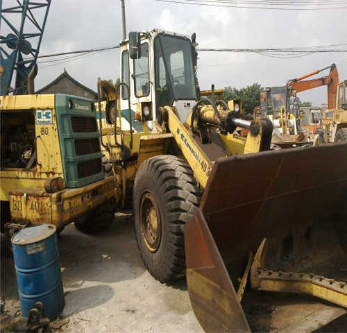 BEST-SELLING SECOND-HAND Used KAWASAKI KLD85Z Wheel Loader From Japan - اللودر بعجل: صور 2 BEST-SELLING SECOND-HAND Used KAWASAKI KLD85Z Wheel Loader From Japan - اللودر بعجل: صور 2