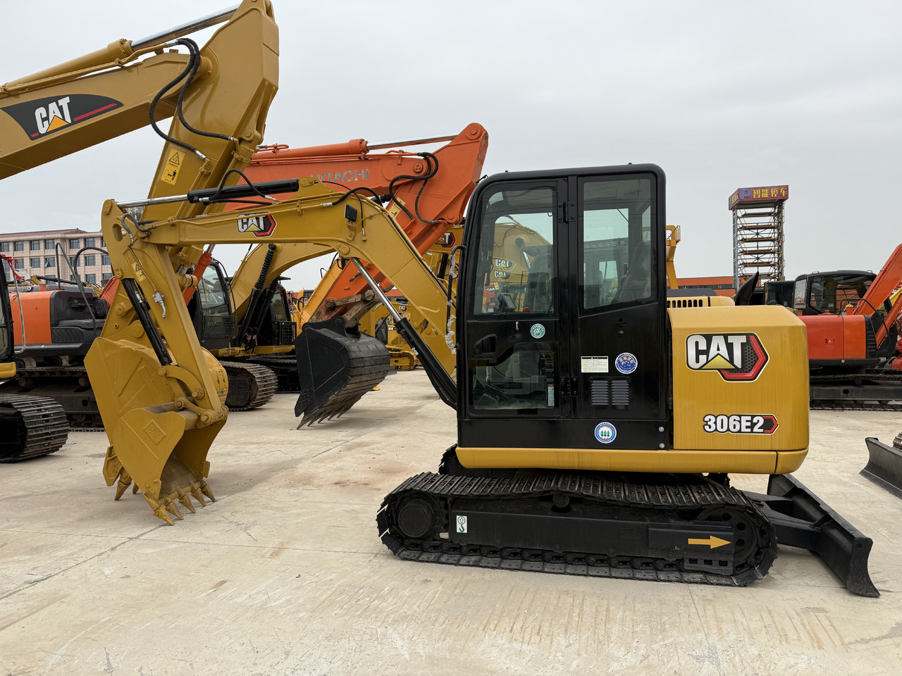 CATERPILLAR 306e - حفارة مصغرة: صور 4 CATERPILLAR 306e - حفارة مصغرة: صور 4