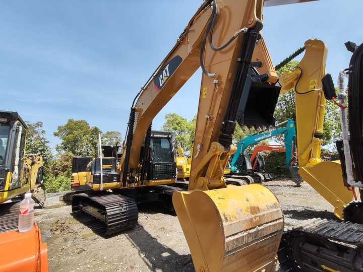 Durable Second Hand Machine Original Used Caterpillar Excavator CAT 330D2 USED 329D2 320D2 325D 315D Excavator - حفارات زحافة: صور 4 Durable Second Hand Machine Original Used Caterpillar Excavator CAT 330D2 USED 329D2 320D2 325D 315D Excavator - حفارات زحافة: صور 4