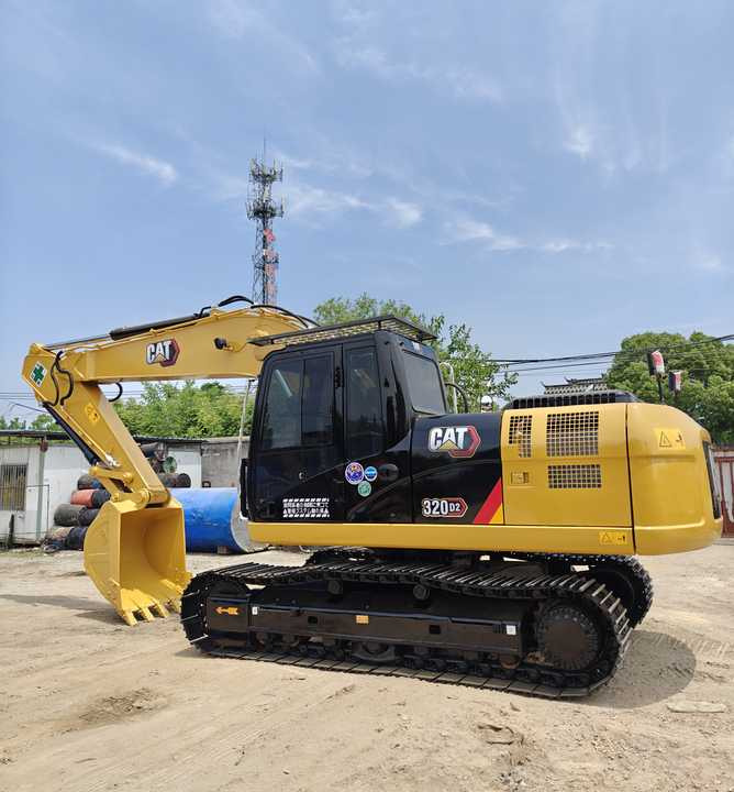 Good Condition Used Cat Excavator 320D2 Caterpillar Second Hand Excavator 312D 315D 320d for Sale - حفارات زحافة: صور 1 Good Condition Used Cat Excavator 320D2 Caterpillar Second Hand Excavator 312D 315D 320d for Sale - حفارات زحافة: صور 1