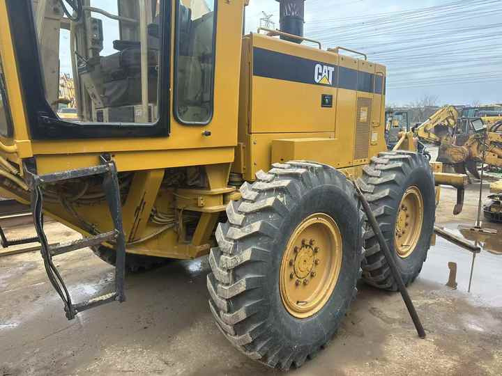 Low-price second-hand Cat Grader 140H with outstanding performance Carterpillarused 140H grader for sale - آلة تسوية الأرض: صور 5 Low-price second-hand Cat Grader 140H with outstanding performance Carterpillarused 140H grader for sale - آلة تسوية الأرض: صور 5