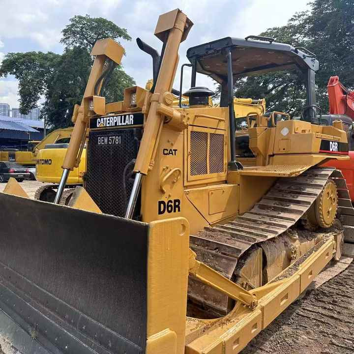 Original Caterpillar D6r Bulldozer Used Caterpillar D5 D6 D7 Bulldozer on Sale High Quality Caterpillar D6r Bulldozer - بلدوزر: صور 1 Original Caterpillar D6r Bulldozer Used Caterpillar D5 D6 D7 Bulldozer on Sale High Quality Caterpillar D6r Bulldozer - بلدوزر: صور 1