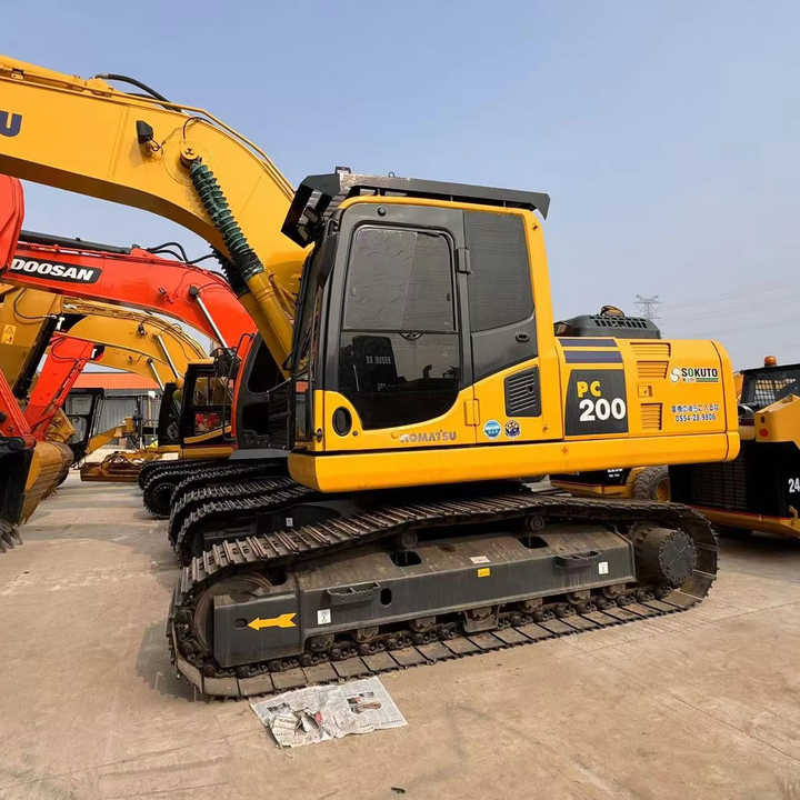 PC200-8 Low Working Hour Second Hand 20 Ton Excavator Komatsu Pc200-8 Crawler Excavator Used Komatsu Excavator PC200-8N1 - حفارة: صور 1 PC200-8 Low Working Hour Second Hand 20 Ton Excavator Komatsu Pc200-8 Crawler Excavator Used Komatsu Excavator PC200-8N1 - حفارة: صور 1