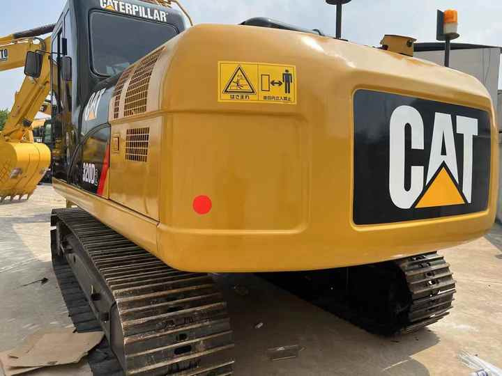 Reasonable Price Japan Original 330d2 Caterpillar Excavator CAT USED 329D2 320D2 325D 315D Excavator - حفارات زحافة: صور 3 Reasonable Price Japan Original 330d2 Caterpillar Excavator CAT USED 329D2 320D2 325D 315D Excavator - حفارات زحافة: صور 3