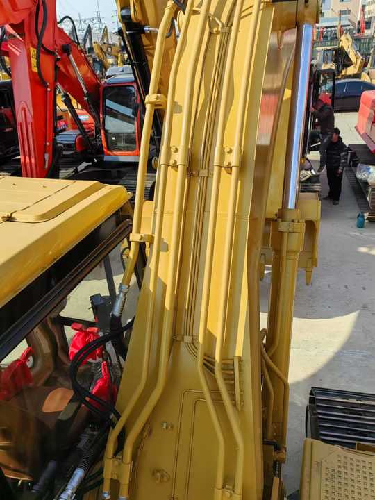 Used Cat Excavator CAT320BL Crawler Excavators Construction Equipment Earth-moving Caterpillar for Sale Excellent Condition - حفارة: صور 3 Used Cat Excavator CAT320BL Crawler Excavators Construction Equipment Earth-moving Caterpillar for Sale Excellent Condition - حفارة: صور 3