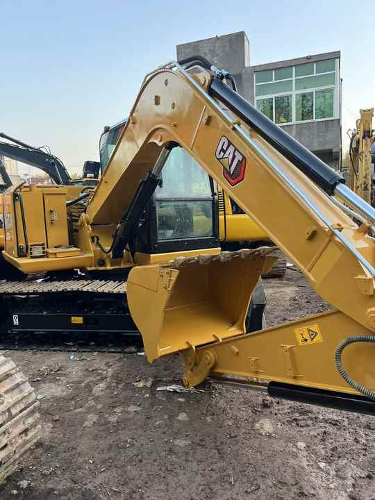 Used Caterpillar CAT 307E2 Crawler Mini Hydraulic Digger Second Hand Cat 307E2 Excavator - حفارة: صور 3 Used Caterpillar CAT 307E2 Crawler Mini Hydraulic Digger Second Hand Cat 307E2 Excavator - حفارة: صور 3