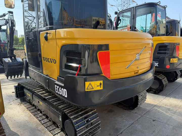 Used Digger VOLVO EC60D Construction Machinery Construction Digger Used VOLVO EC60D Cheap Excavator - حفارة مصغرة: صور 3 Used Digger VOLVO EC60D Construction Machinery Construction Digger Used VOLVO EC60D Cheap Excavator - حفارة مصغرة: صور 3