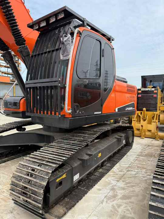 Used Doosan DX225LC-9C Hydraulic Excavator 25 Ton Doosan Dx225 Crawler Excavator with Excellent Performance Low Price for Sale - حفارة: صور 2 Used Doosan DX225LC-9C Hydraulic Excavator 25 Ton Doosan Dx225 Crawler Excavator with Excellent Performance Low Price for Sale - حفارة: صور 2