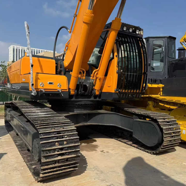 Used HYUNDAI305lc-9c Hydraulic Excavator with Excellent Performance hyundai Running Working Condition Low Price for Sale - حفارة: صور 1 Used HYUNDAI305lc-9c Hydraulic Excavator with Excellent Performance hyundai Running Working Condition Low Price for Sale - حفارة: صور 1
