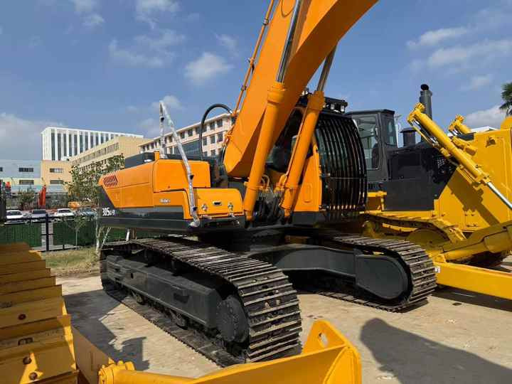 Used HYUNDAI305lc-9c Hydraulic Excavator with Excellent Performance hyundai Running Working Condition Low Price for Sale - حفارة: صور 3 Used HYUNDAI305lc-9c Hydraulic Excavator with Excellent Performance hyundai Running Working Condition Low Price for Sale - حفارة: صور 3
